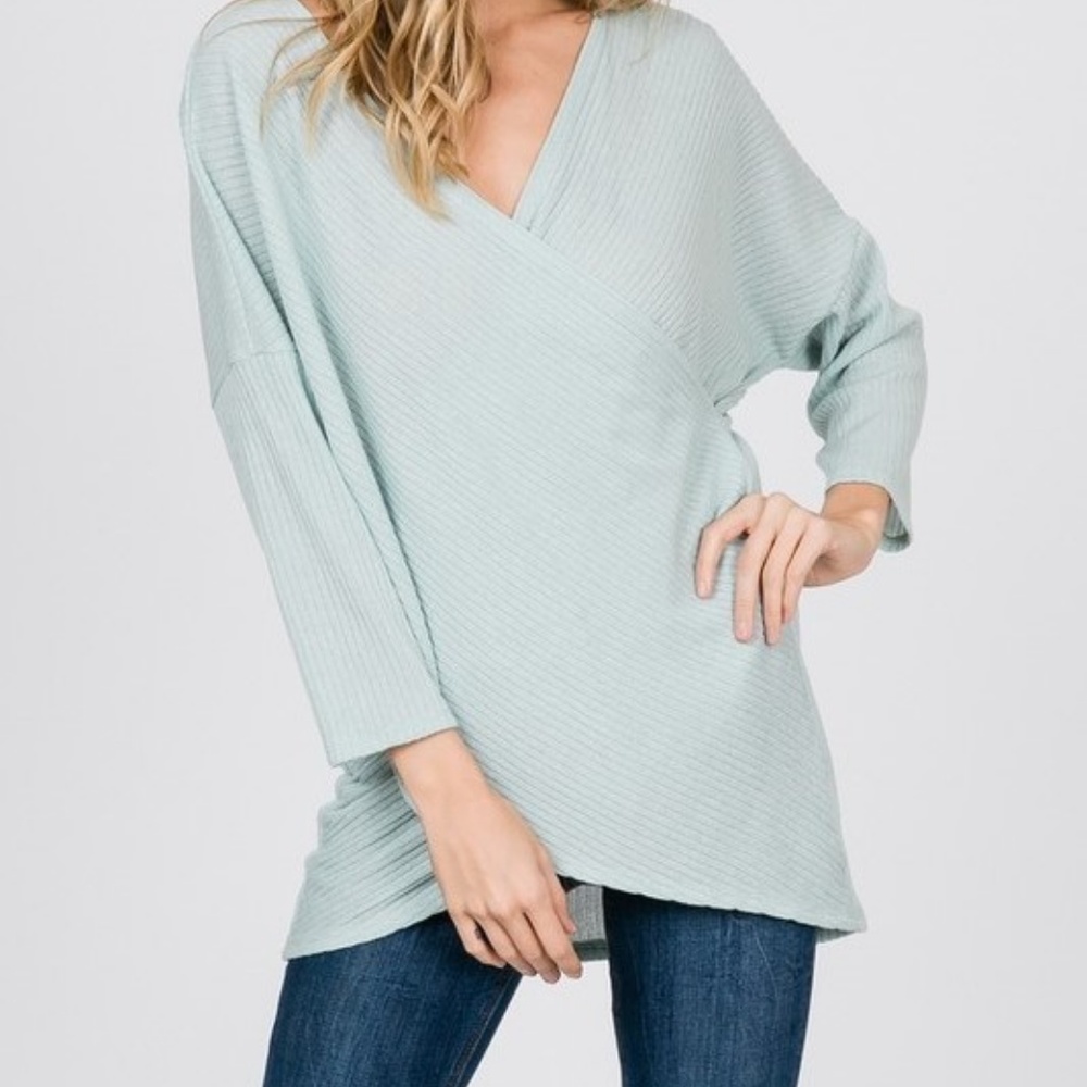 Mint Lightweight Crossover Top - Picture 5 of 6
